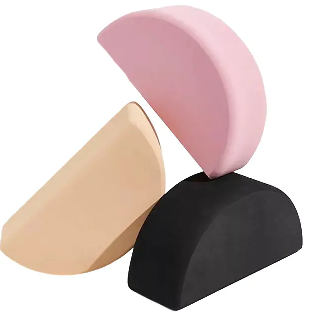 Yogablock i halvmåneform